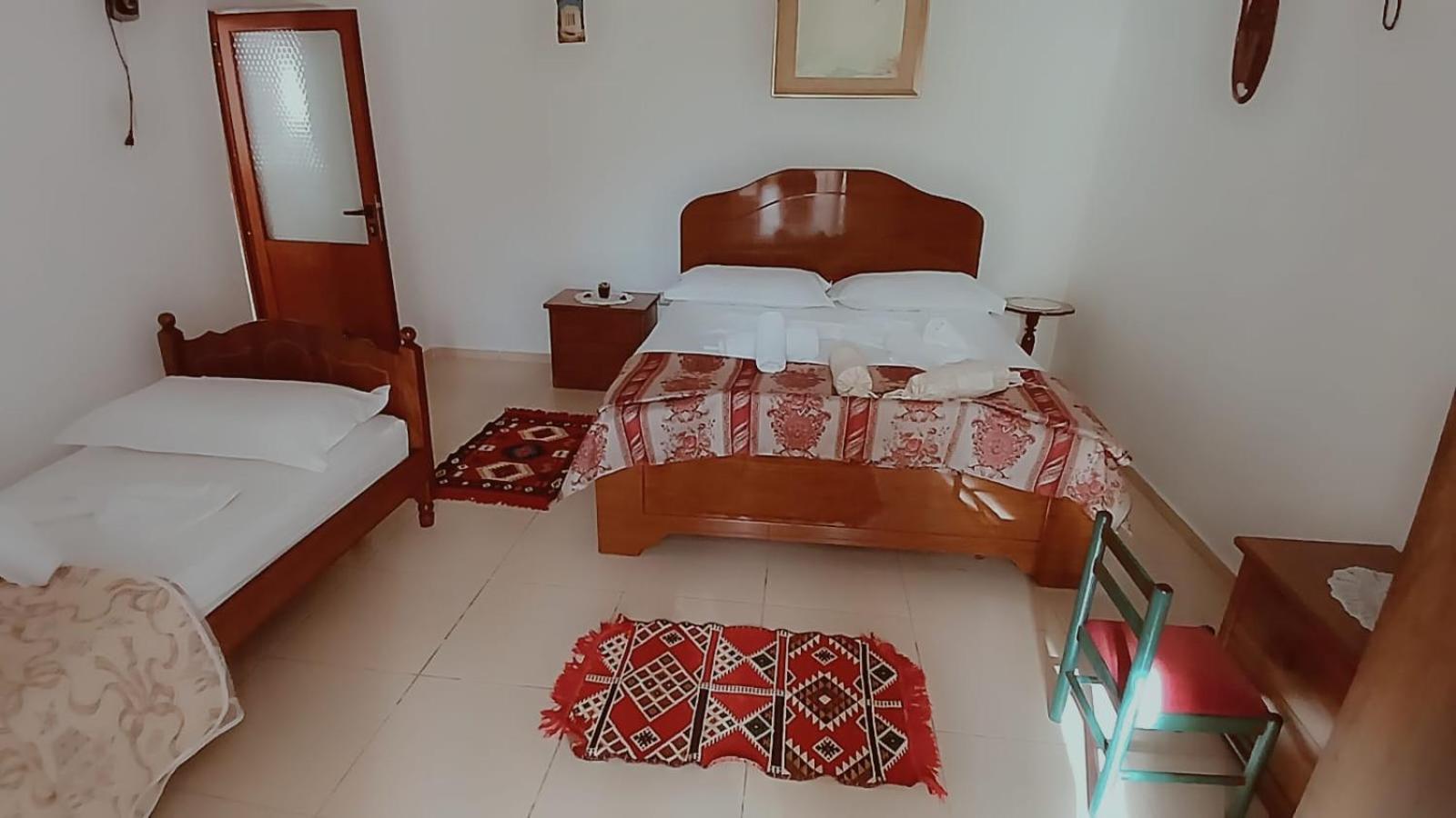Guest House Noah&Kristel Berat Exterior foto